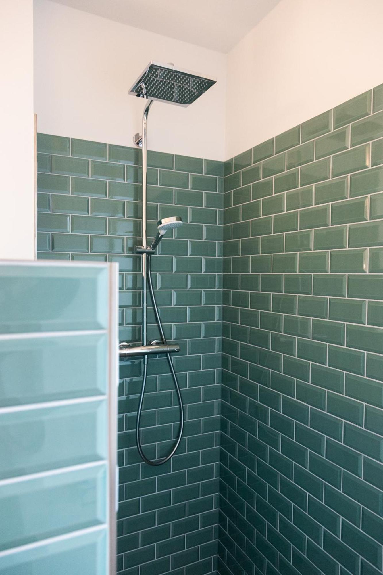Moderne Neue Apartments Zum Wohlfuehlen Im Boardinghouse Bed & Butter Hasbergen Pokoj fotografie